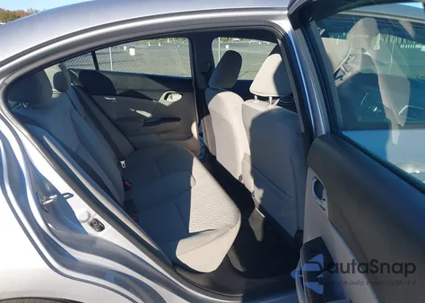 2014 Honda Civic Lx z USA, uszkodzony, nr VIN 19XFB2F55EE220106